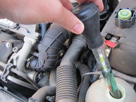 Liquido antigelo: come controllarlo, quando cambiarlo - Foto 3 di 6