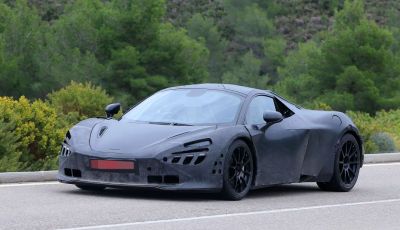 McLaren P14, prime foto dei test dell’erede della 650S