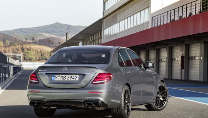 La nuova Mercedes-AMG E 63 4Matic+: nome da nobile - Foto 6 di 21