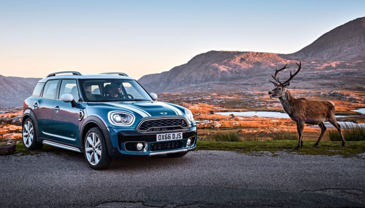 Nuova Mini Countryman 2017: più spazio, nuovi motori e un’ibrida plug-in - Foto 21 di 33