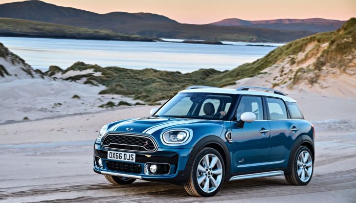 Nuova Mini Countryman 2017: più spazio, nuovi motori e un’ibrida plug-in - Foto 1 di 33