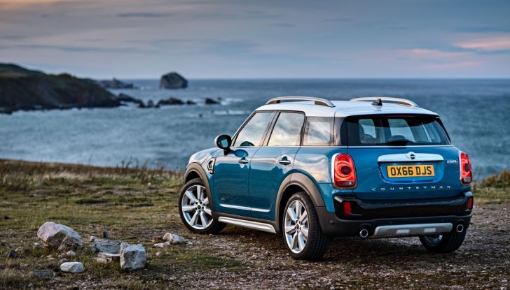 Nuova Mini Countryman 2017: più spazio, nuovi motori e un’ibrida plug-in - Foto 10 di 33