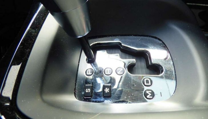 Nuova Kia Optima Plug-in Hybrid prova su strada, dotazioni e caratteristiche tecniche - Foto 50 di 51