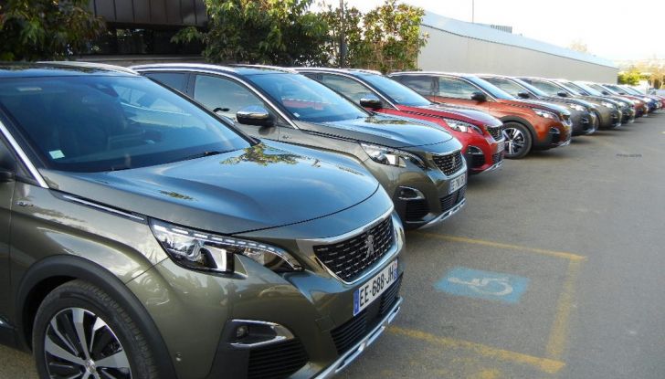 Nuova Peugeot 3008 prova su strada, prezzi e allestimenti - Foto 23 di 38