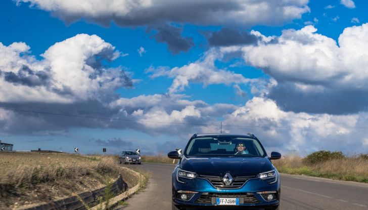 Nuova Renault Megane Sporter prova su strada, prezzi e motorizzazioni - Foto 19 di 56