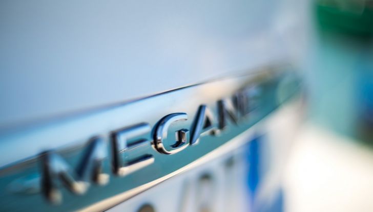 Nuova Renault Megane Sporter prova su strada, prezzi e motorizzazioni - Foto 47 di 56