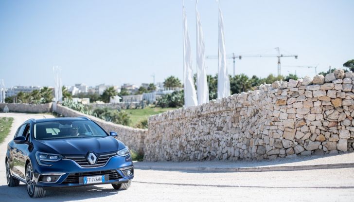 Nuova Renault Megane Sporter prova su strada, prezzi e motorizzazioni - Foto 51 di 56