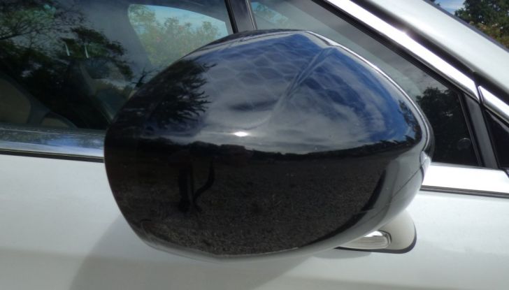 Prova su strada DS 4 Crossback BlueHDI 120: impressioni, allestimenti e prezzi - Foto 10 di 32