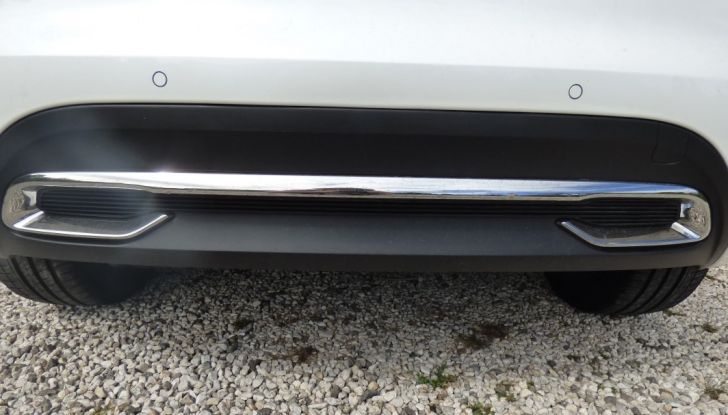 Prova su strada DS 4 Crossback BlueHDI 120: impressioni, allestimenti e prezzi - Foto 12 di 32