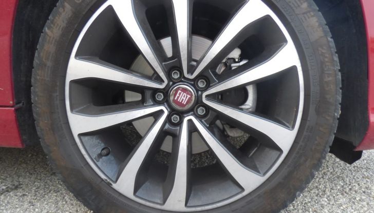 Fiat Tipo 5 porte, la prova su strada del Multijet 1.6 da 120CV: non vorrei ma posso - Foto 13 di 38