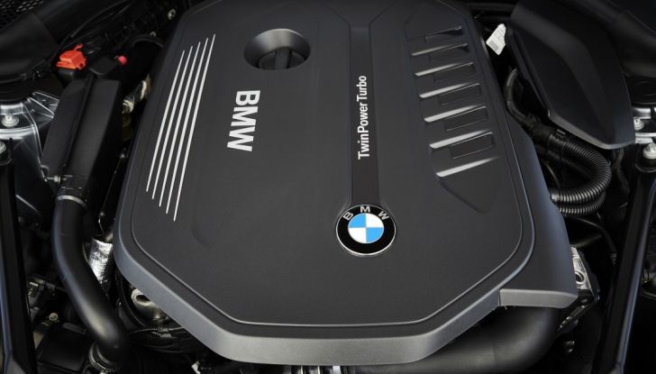 bmw serie 5 vano motore