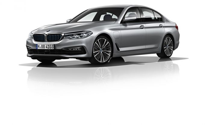 Nuova BMW Serie 5 2017, prime immagini ufficiali e informazioni - Foto 20 di 25