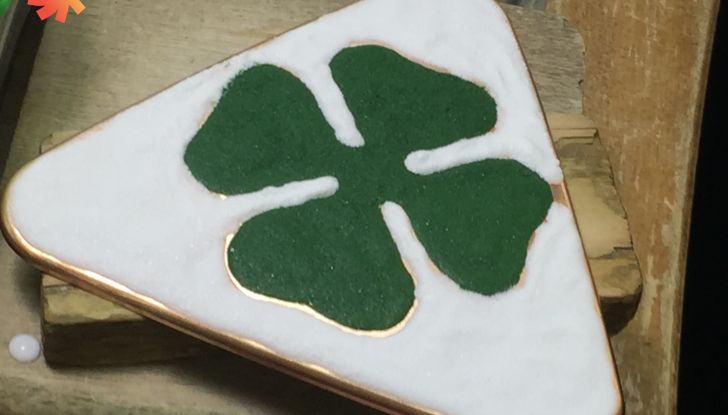 La storia di Coinart: Il logo Quadrifoglio dipinto a mano, proprio come Ferrari - Foto 5 di 7