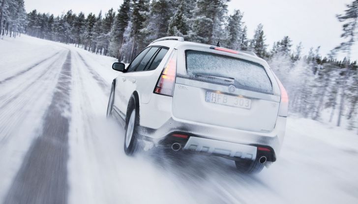 Come avviare l’auto in inverno, consigli utili - Foto 2 di 9