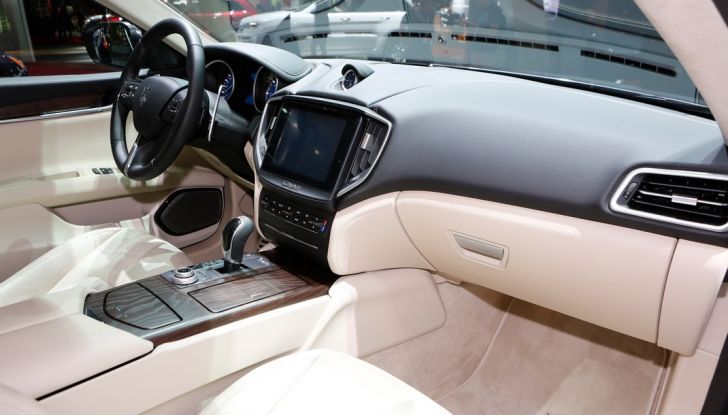 Nuova Maserati Ghibli 2017 al Salone di Parigi - Foto 5 di 15