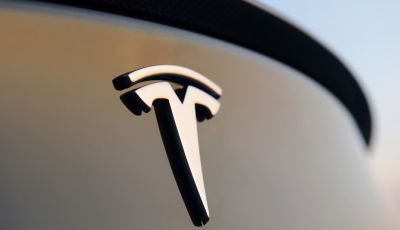 Elon Musk annuncia una nuova e inaspettata Tesla per il 17 ottobre
