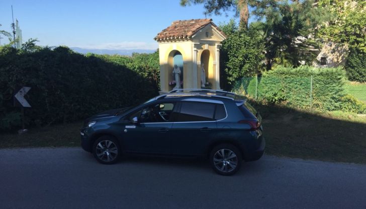 Peugeot 2008 1.6 Hdi 120 CV: prova su strada, allestimenti e motorizzazioni - Foto 13 di 15