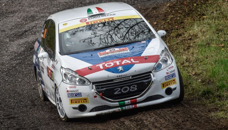 Rally Due Valli ad Andreucci - Foto 3 di 7