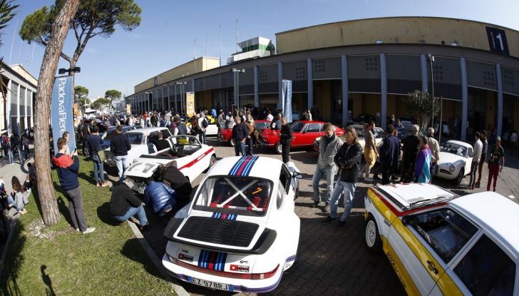 Auto e Moto d’Epoca Padova: tutte le più belle auto delle scorse edizioni - Foto 24 di 35