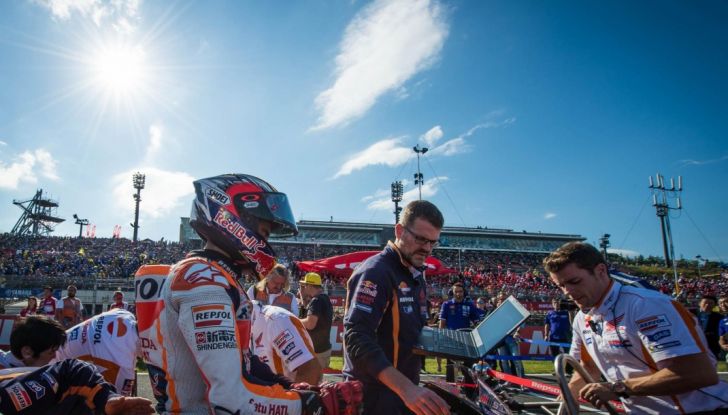 Risultati MotoGP 2016, Phillip Island: pole a Marquez, Rossi partirà dalla quinta fila - Foto 10 di 14