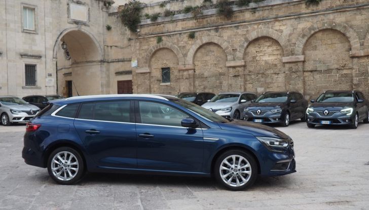 Nuova Renault Megane Sporter prova su strada