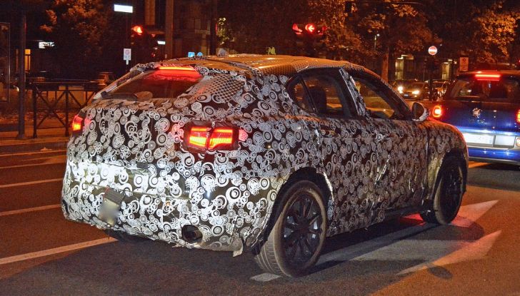 Nuovo SUV di Alfa Romeo, le foto: si chiamerà Stelvio? - Foto 6 di 7