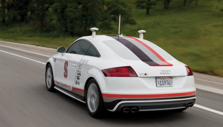 Dalla guida autonoma alla rivoluzione della mobilità urbana - Foto 3 di 26