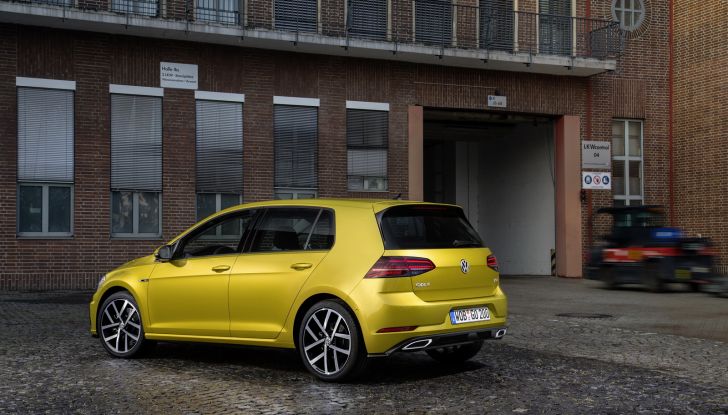Volkswagen Golf VII restyling, prime foto e informazioni ufficiali - Foto 7 di 25