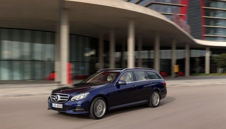 Nuova Mercedes Classe E Station Wagon: prova su strada e prestazioni - Foto 2 di 20