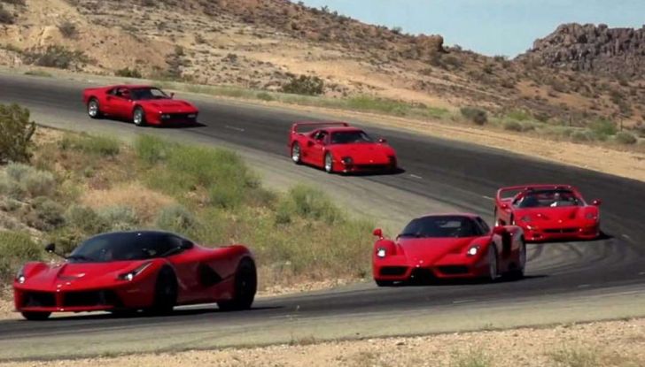 5 tra le piu belle ferrari di sempre scatenate in pista da jay leno 5