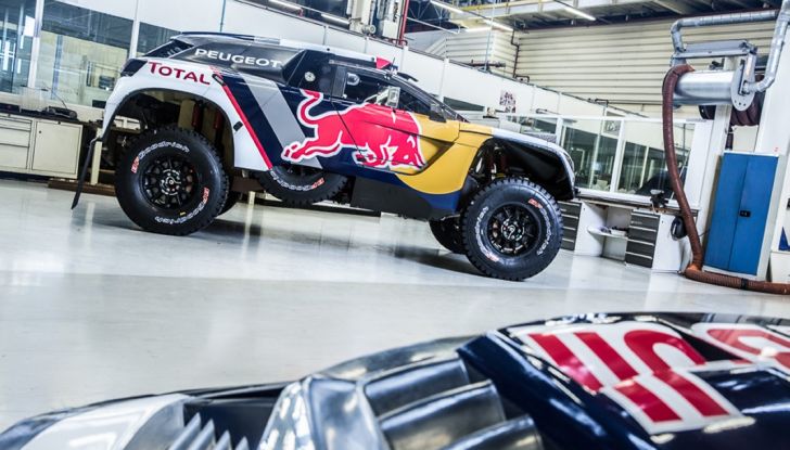 Peugeot 3008 DKR 2017: in cerca della doppietta alla Dakar 2017 - Foto 1 di 4
