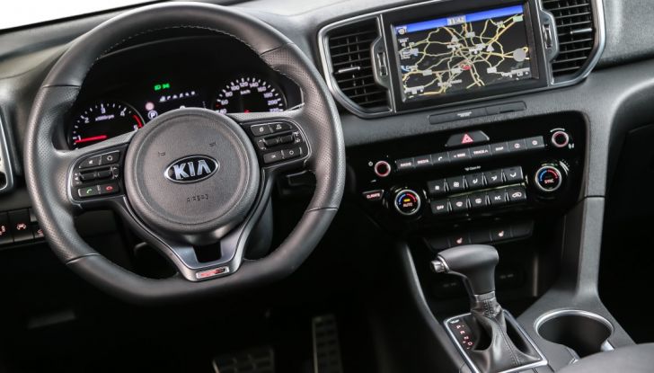 Nuova Kia Sportage: caratteristiche, dotazioni e prezzi del re dei crossover - Foto 4 di 16