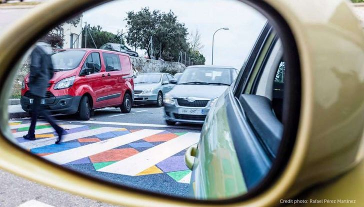 A Madrid le strisce pedonali diventano colorate opere d’arte - Foto 1 di 12