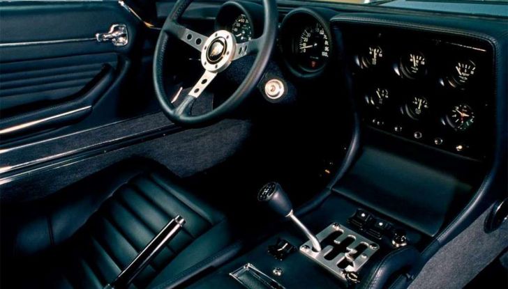 Lamborghini Miura della rockstar Rod Stewart venduta all’asta a 1,1 milioni di euro - Foto 2 di 9