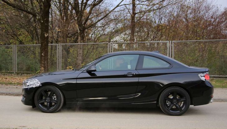 bmw serie 2 coupe foto spia del restyling di meta carriera 11