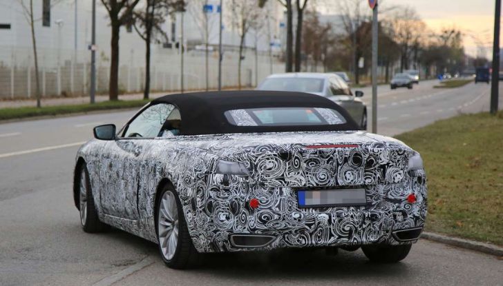 bmw serie 8 cabrio prime foto spia dei test su strada 8