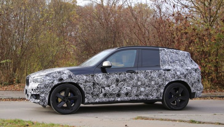 Nuova BMW X3 2017: le prime foto spia in Germania - Foto 11 di 26