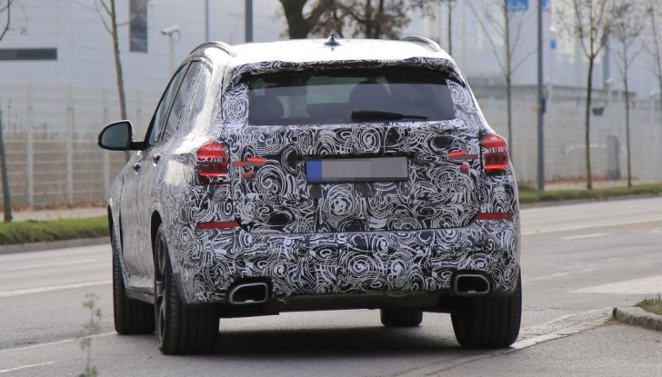 Nuova BMW X3 2017: le prime foto spia in Germania - Foto 18 di 26