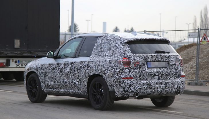 Nuova BMW X3 2017: le prime foto spia in Germania - Foto 25 di 26