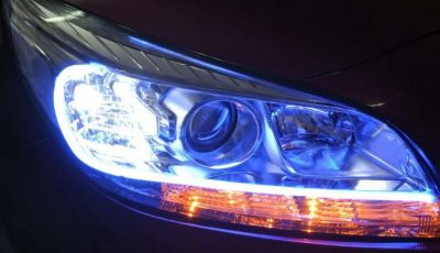Dai gruppi ottici alle spie: tutte le luci presenti in un’auto