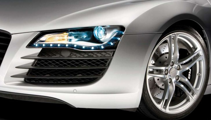 Dai gruppi ottici alle spie: tutte le luci presenti in un’auto - Foto 4 di 8