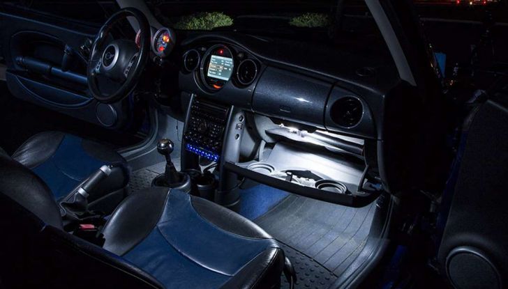 Dai gruppi ottici alle spie: tutte le luci presenti in un’auto - Foto 3 di 8