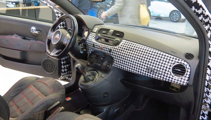 lapo elkann vende la fiat 500 pied de poule e non solo 20