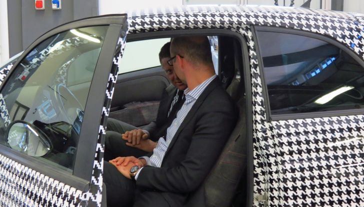 lapo elkann vende la fiat 500 pied de poule e non solo 4