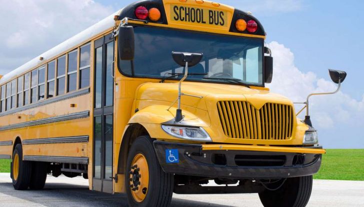 Lo scuolabus più veloce al mondo: motore a reazione e 590 km orari! - Foto 7 di 9