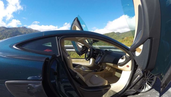 McLaren 570GT prova su strada e prestazioni - Foto 9 di 20