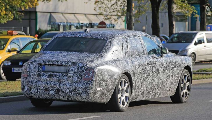 Nuova Rolls Royce Phantom spiata con nuovi dettagli e particolari - Foto 3 di 10
