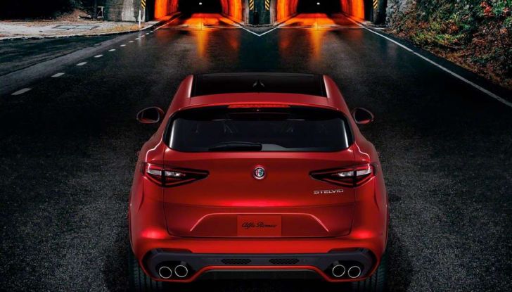 Alfa Romeo Stelvio, il motore 2.2 Diesel 180 CV amplia la gamma - Foto 8 di 25