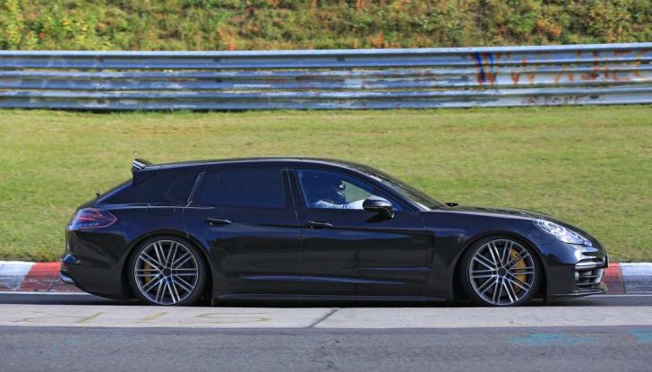 Porsche Panamera Shooting Brake, le foto spia della versione quasi definitiva - Foto 2 di 13