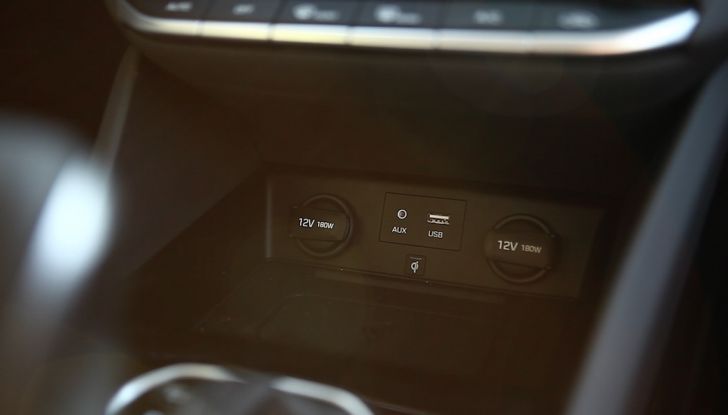 Hyundai Ioniq Hybrid 2016: la nostra prova su strada - Foto 21 di 31